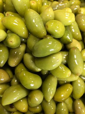 Olives vertes lucques